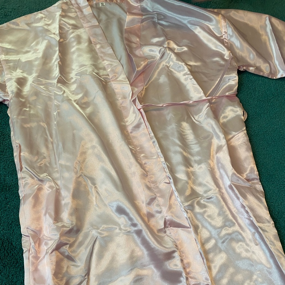 Womens Pink Silk Robe